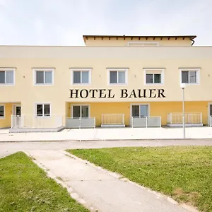 bauer.vienna-besthotels.com/
