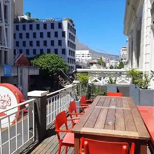 https://daddy-long-legs-art-hotel.hotels-capetown.com